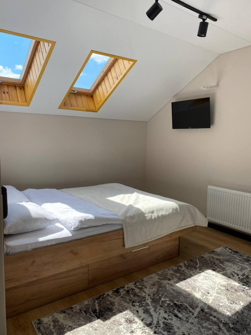 Discovery Garden Apartments Khmelʼnytsʼkyy Екстериор снимка
