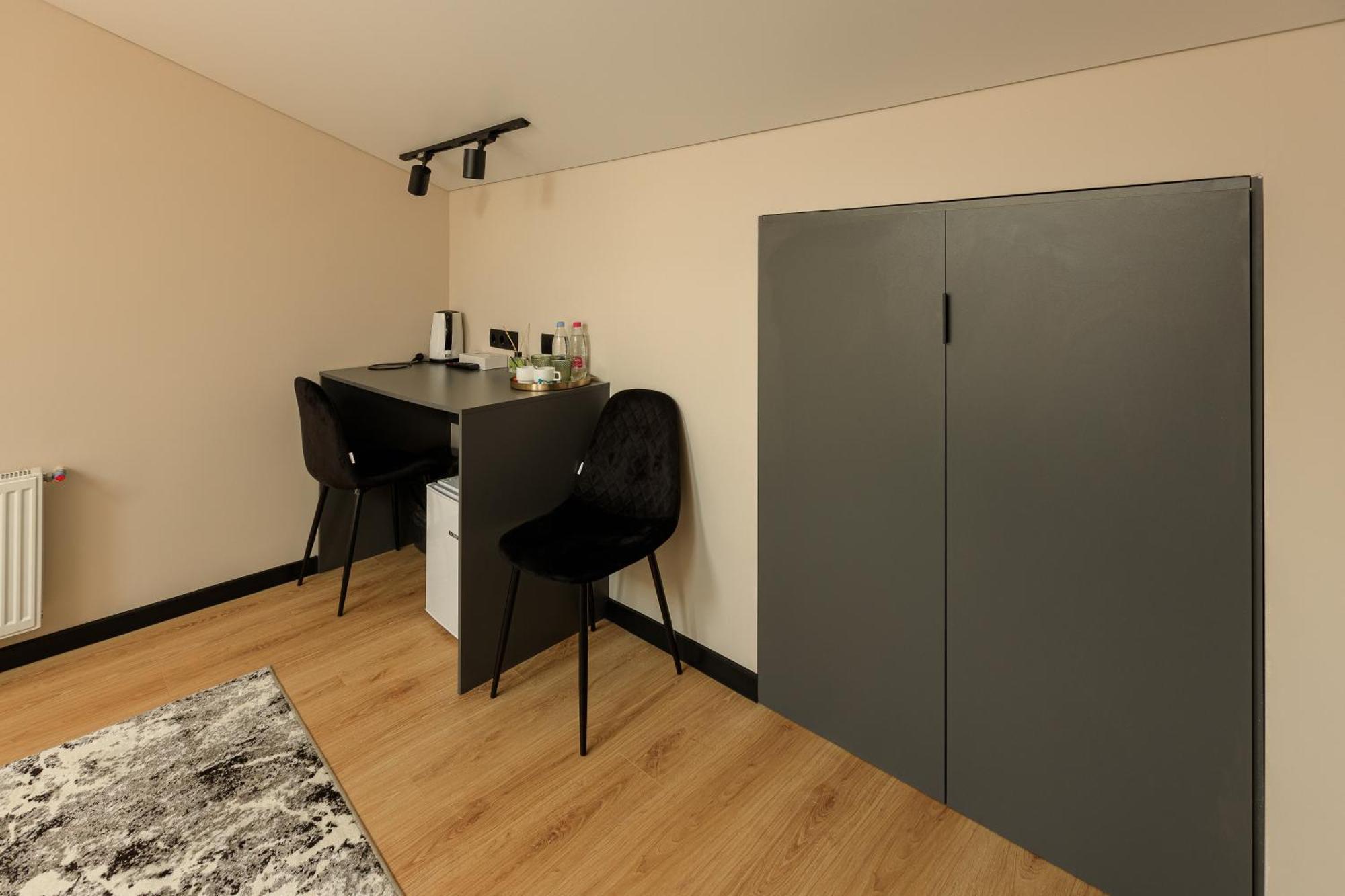 Discovery Garden Apartments Khmelʼnytsʼkyy Екстериор снимка