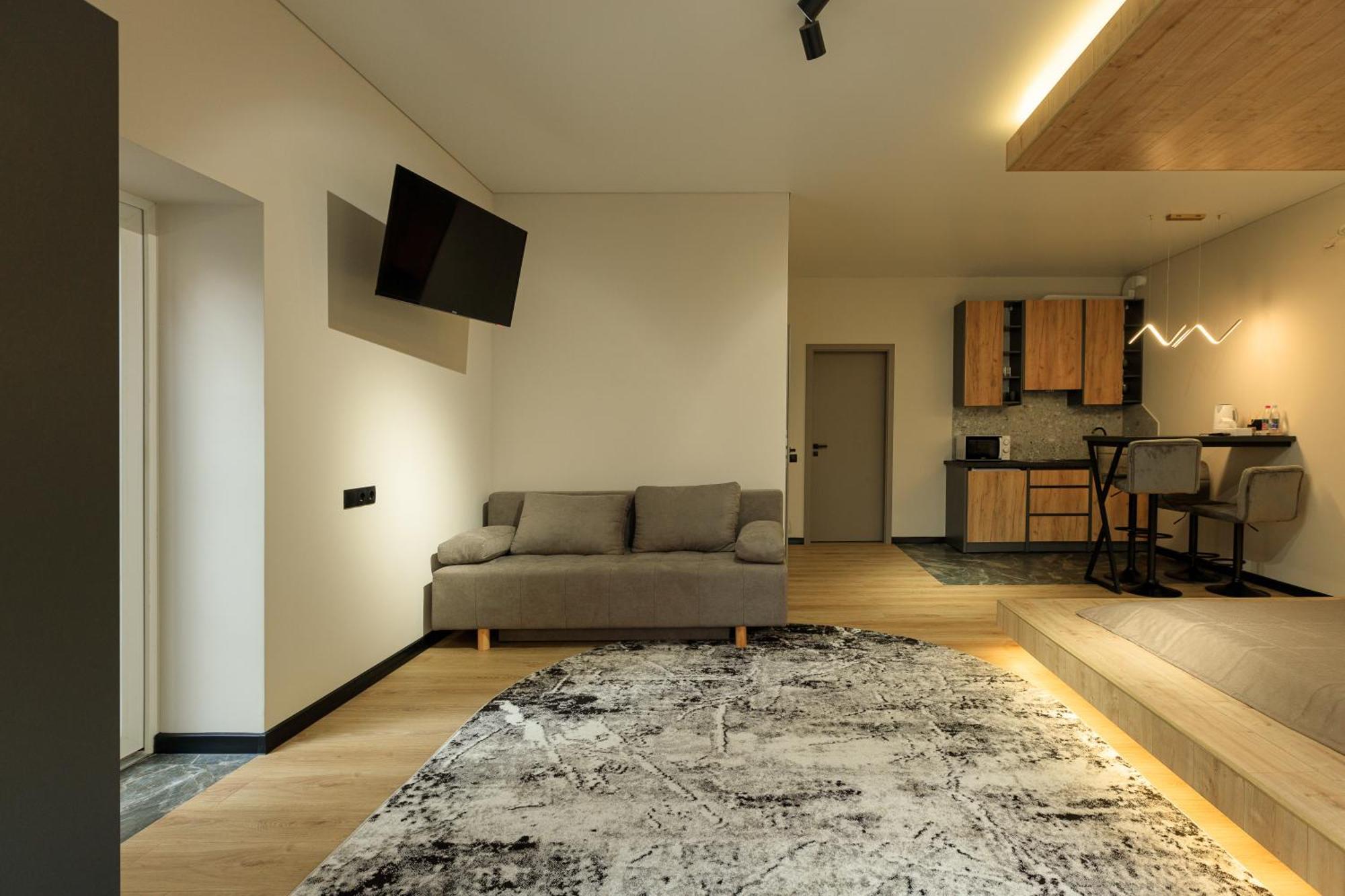Discovery Garden Apartments Khmelʼnytsʼkyy Екстериор снимка