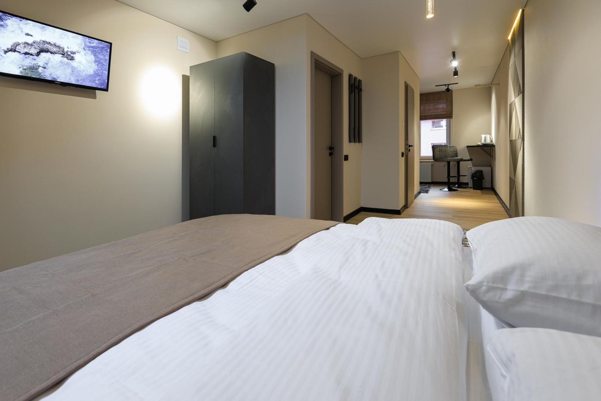Discovery Garden Apartments Khmelʼnytsʼkyy Екстериор снимка